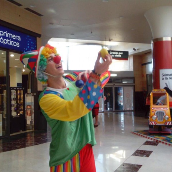 11813455_747397755371673_1776465100890252891_n